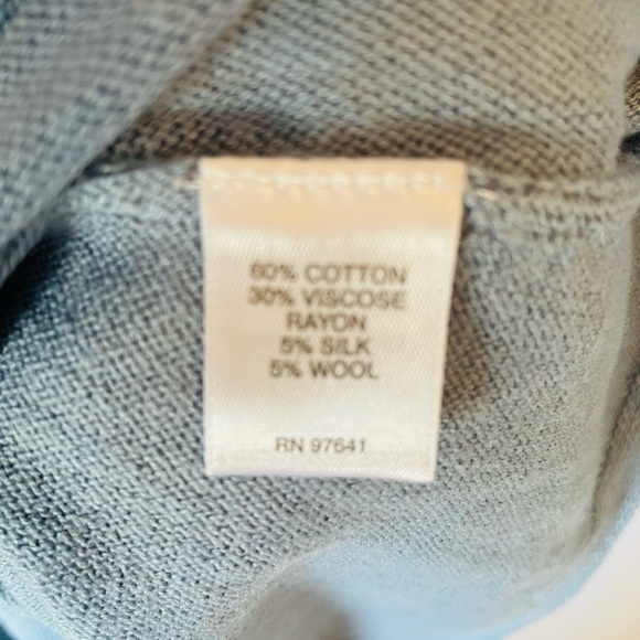 J. Jill sweater XS V-Neck in Breeze Blue with Long Sleeves Lightweight NWT - Picture 4 of 7